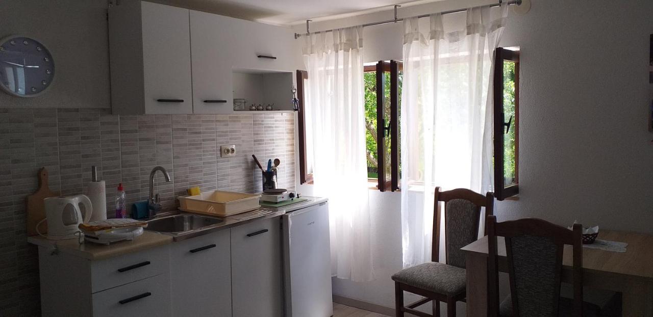 Guesthouse Loncar Plitvička Jezera Exteriör bild