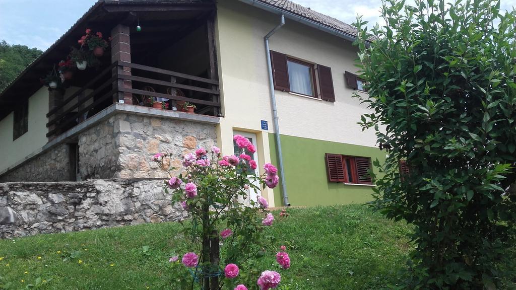 Guesthouse Loncar Plitvička Jezera Exteriör bild