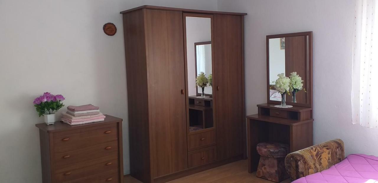 Guesthouse Loncar Plitvička Jezera Exteriör bild
